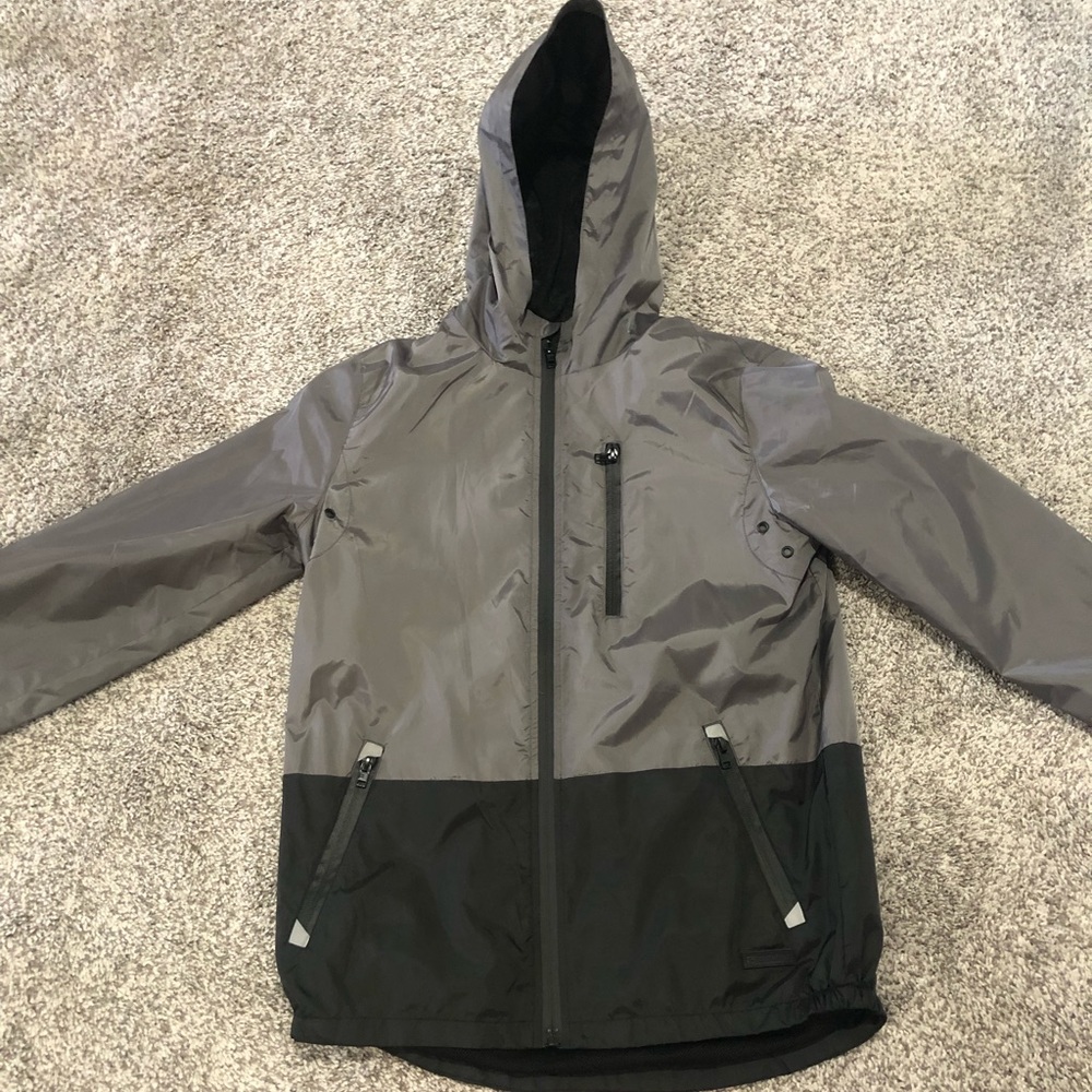 Windbreaker/Raincoat Boys Size L